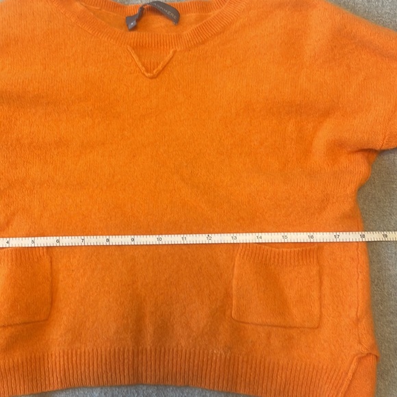 360 Cashmere sweater with patch pockets - Picture 6 of 7